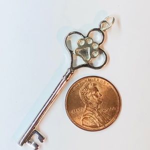 Sterling Key Pendant w/Sterling Puppy Paw